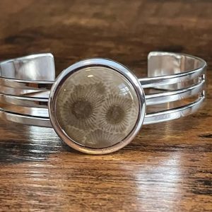 Petoskey Stone Triple Band Cuff Bracelet - Round 20mm side