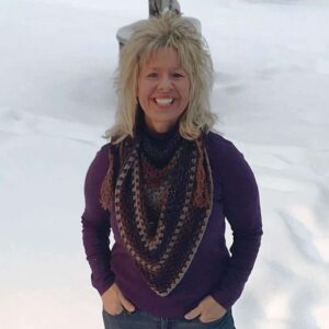 Crochet Triangle Granny Scarf