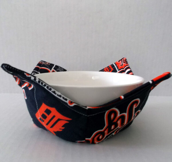 Detroit Tigers Microwave Bowl Holder Cozy Hot Pad