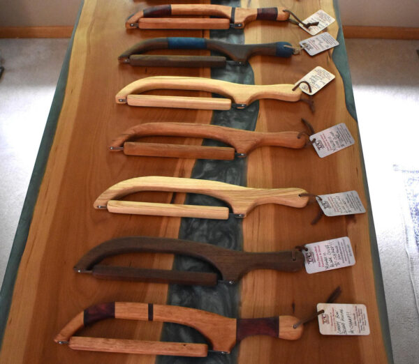 Wood Bow Bread Knife with Magnetic Blade Guard - Image 2